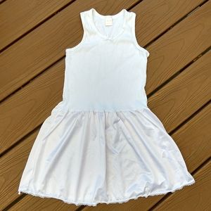WHITE DRESS SLIP rosette girls 8 (H3)